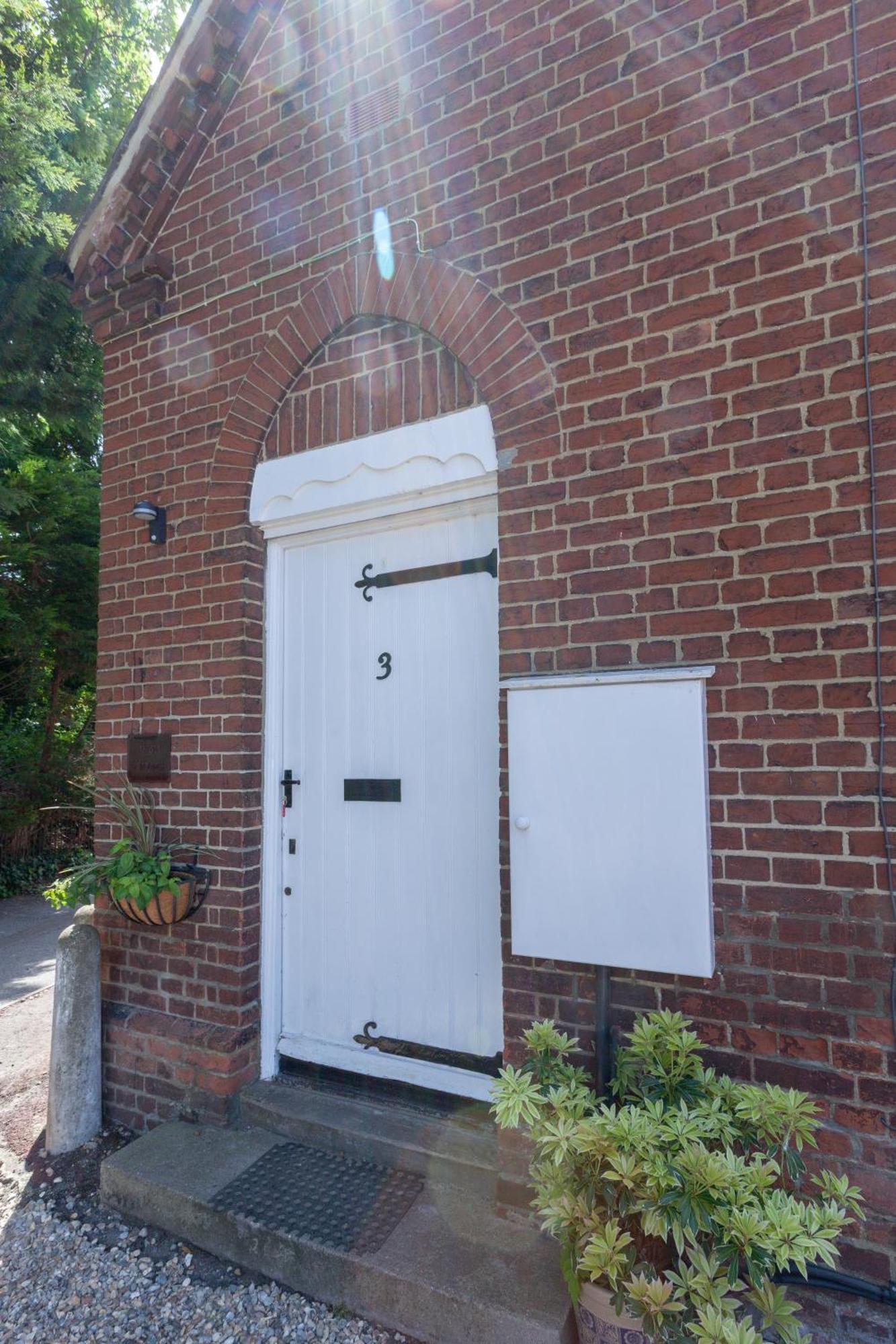 The Old Schoolhouse Villa Whitstable Room photo